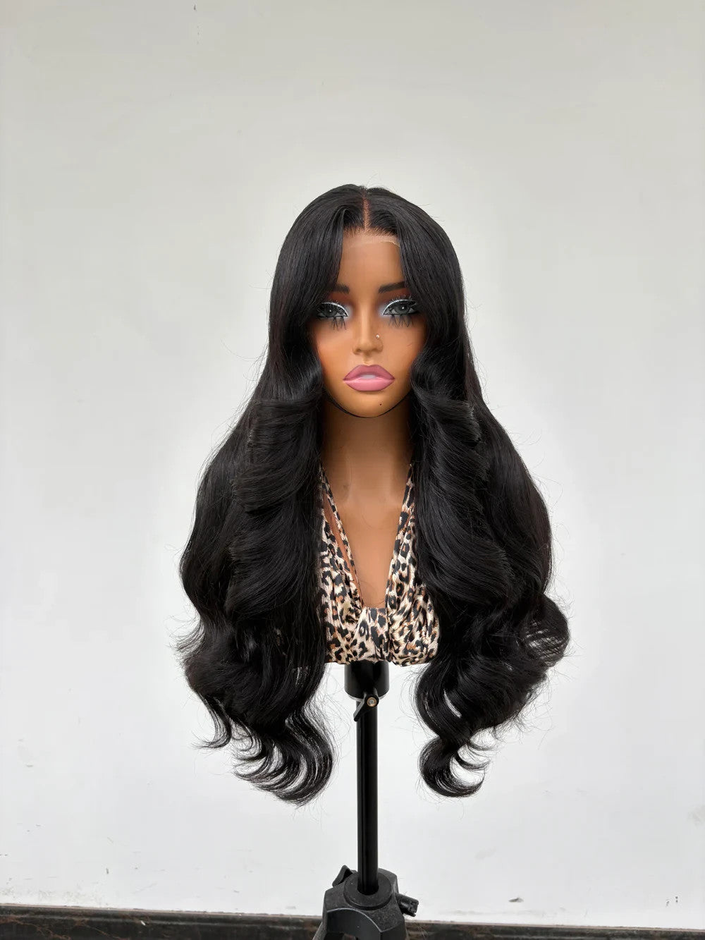 Double Drawn Wigs HD 5x5 Glueless Wigs Layered Wave Natural Black Human Hair