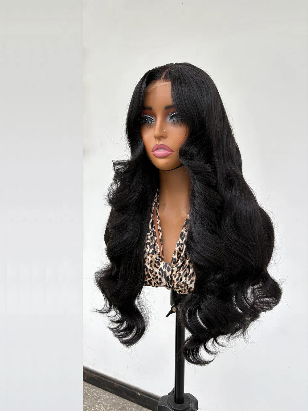 Double Drawn Wigs HD 5x5 Glueless Wigs Layered Wave Natural Black Human Hair