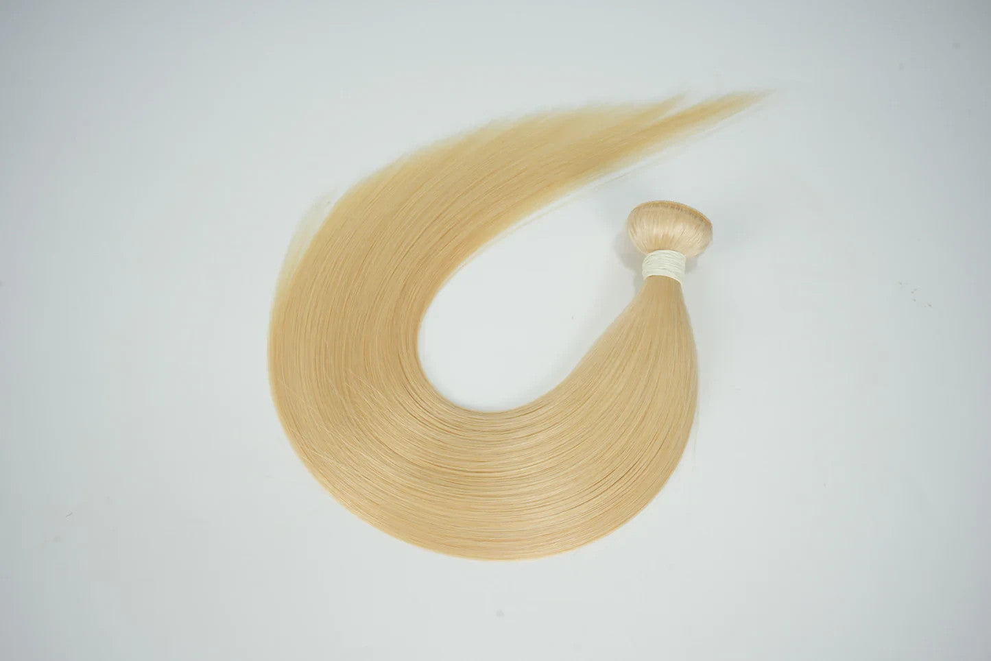 #613 Raw Hair Straight Bundle Weft Unprocessed 100% Human Hair Thick & Soft
